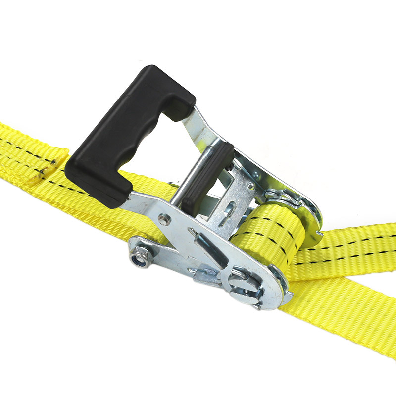 Dây đai Ratchet có tay cầm bọc cao su 35mm 2t để vận chuyển hàng hóa